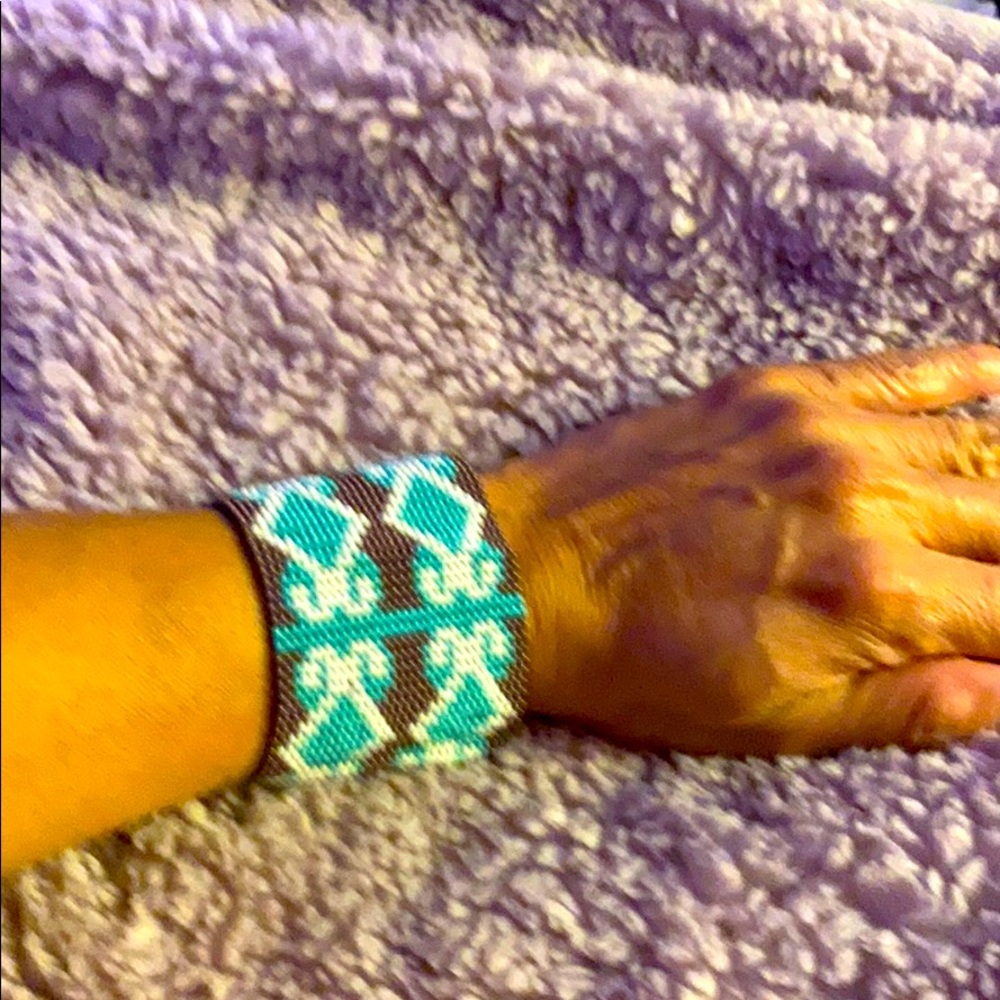 Bead bracelet